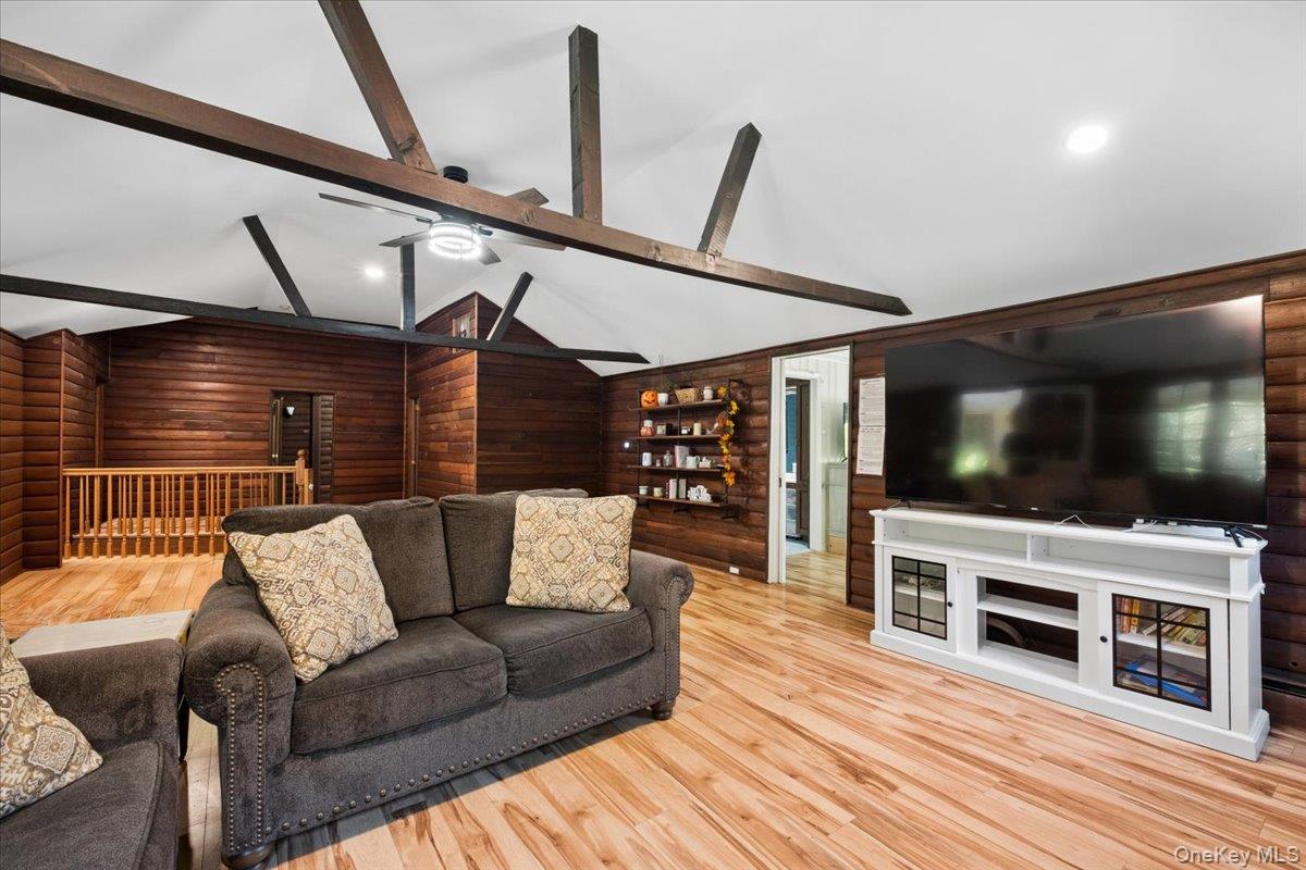 291 Peekskill Hollow Road Property Photo 14