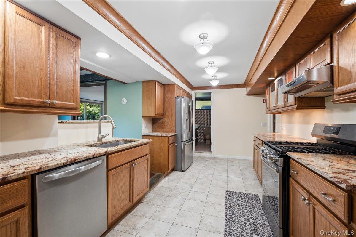 291 Peekskill Hollow Road Property Photo 30