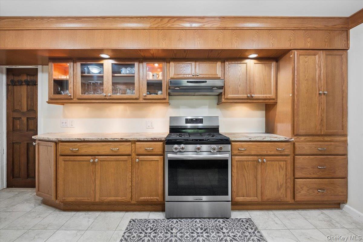 291 Peekskill Hollow Road Property Photo 32