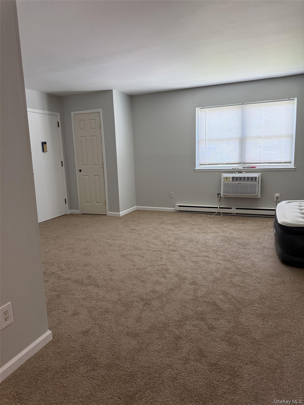 18 White Gate Drive K Property Photo 3