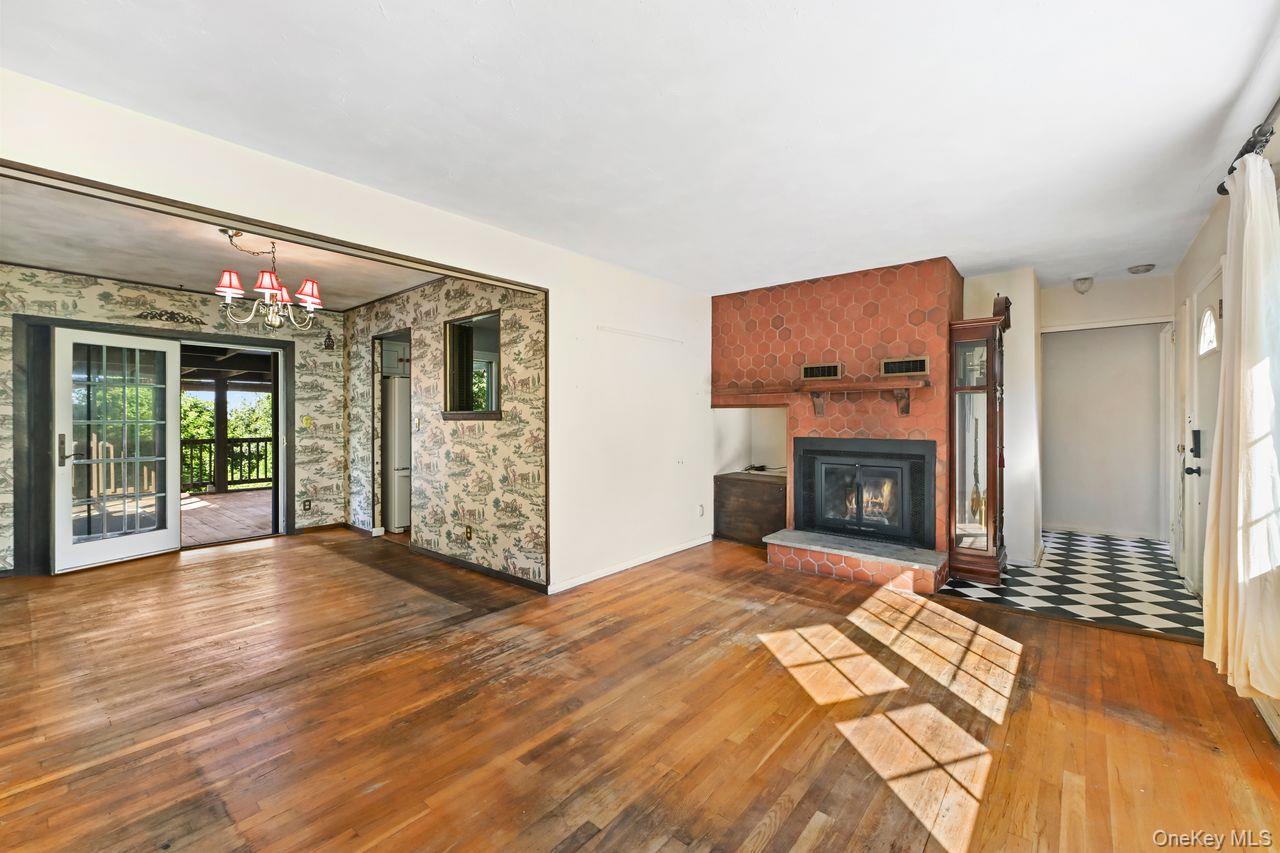 21 Allan Road Property Photo 4