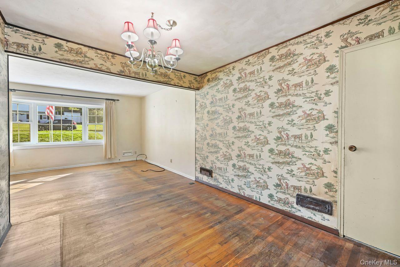 21 Allan Road Property Photo 7