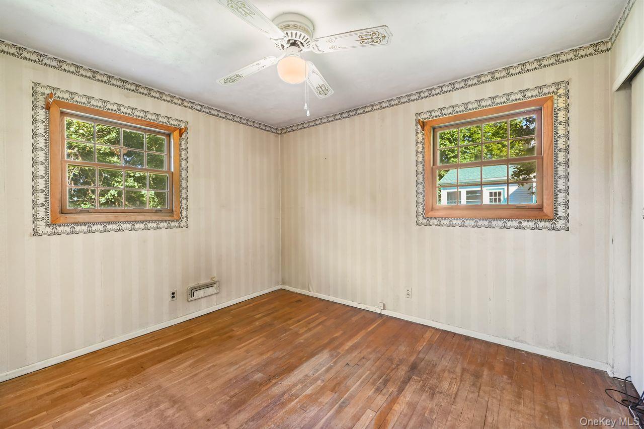 21 Allan Road Property Photo 12