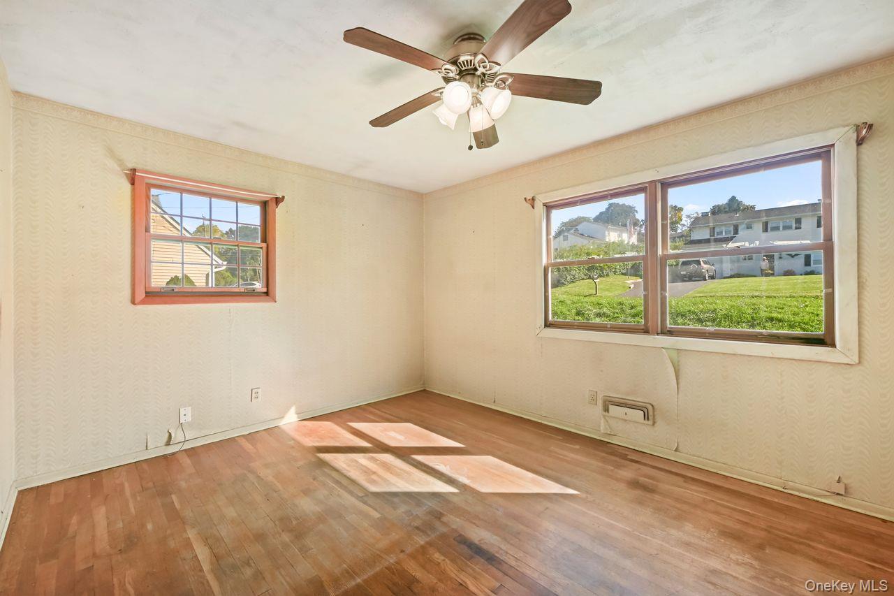 21 Allan Road Property Photo 17