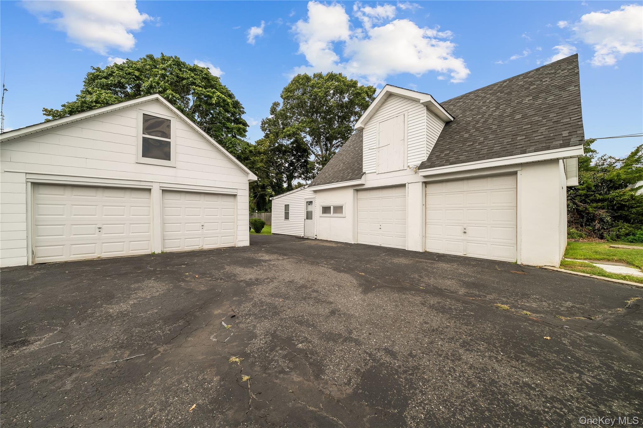 120 N Ocean Avenue Property Photo 2