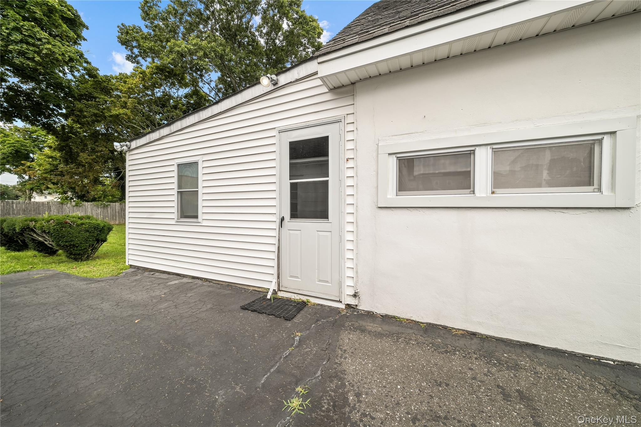 120 N Ocean Avenue Property Photo 29