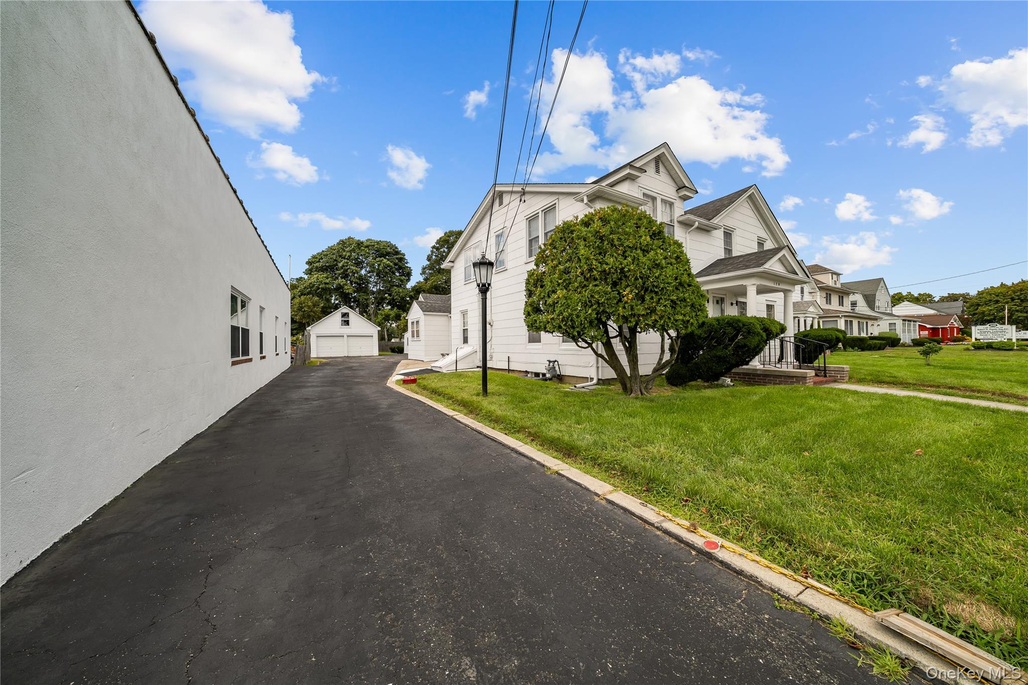 120 N Ocean Avenue Property Photo 33
