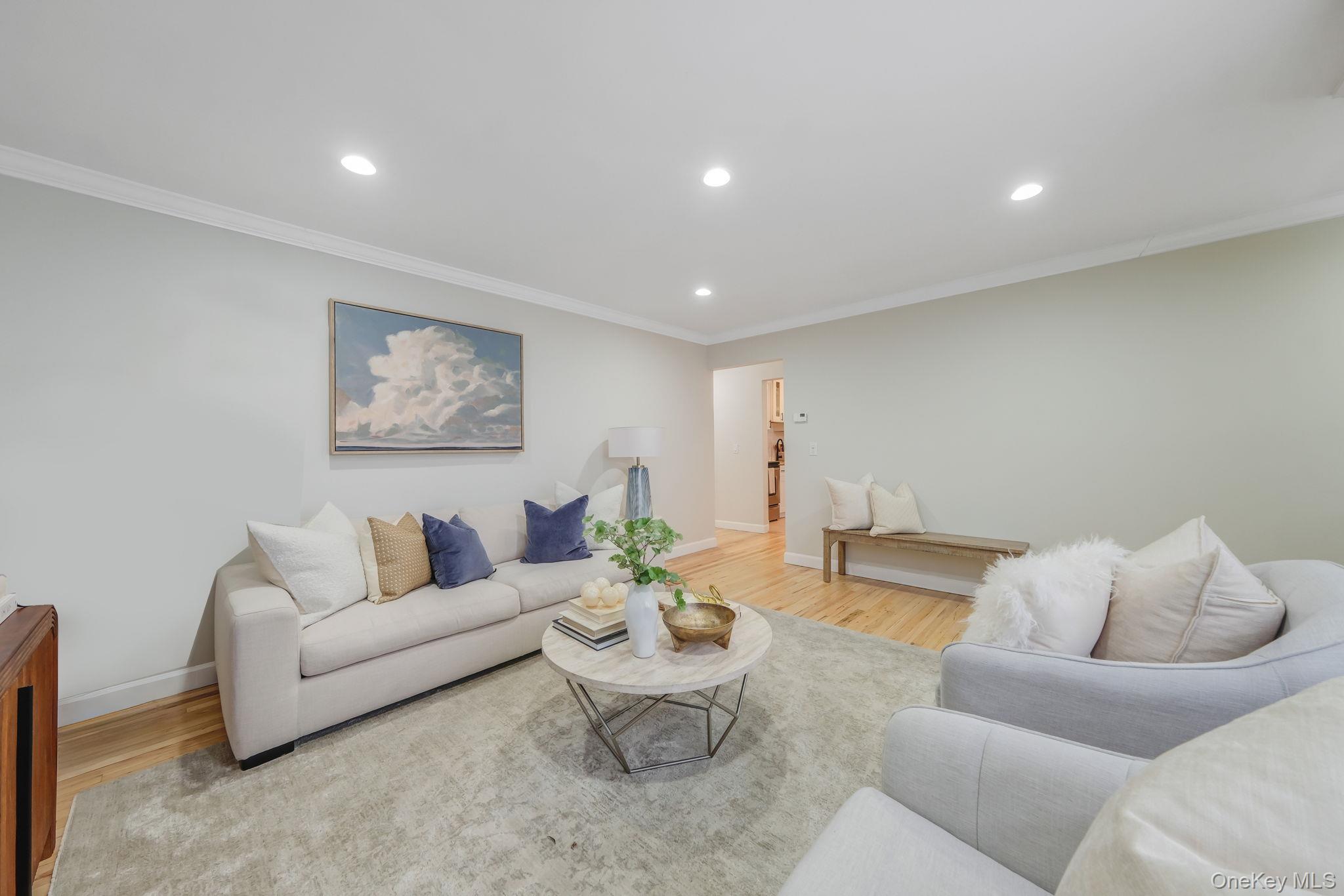 10 Smithtown Boulevard 6a Property Photo 10