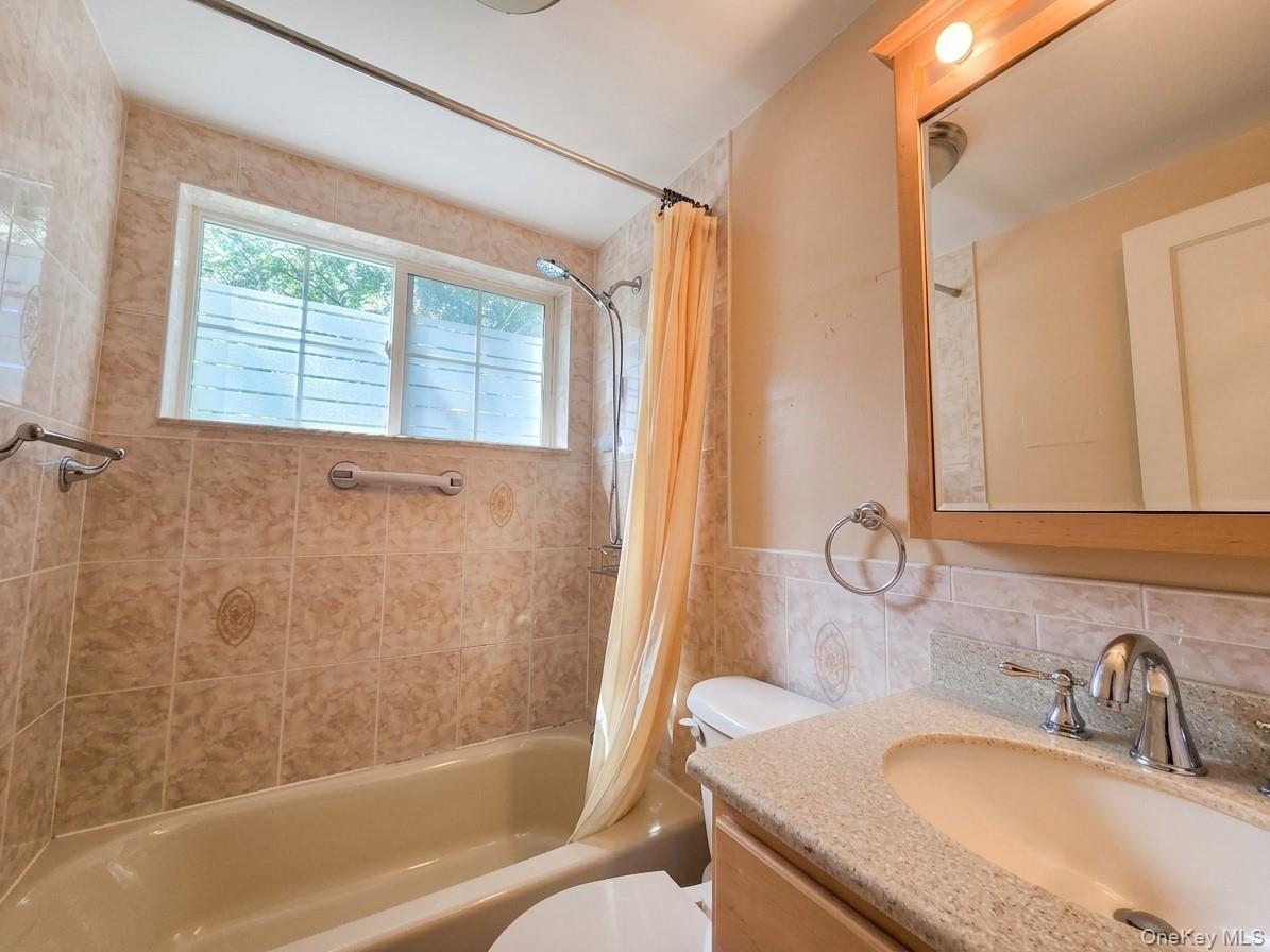 147-28 Charter Road 33b Property Photo 10