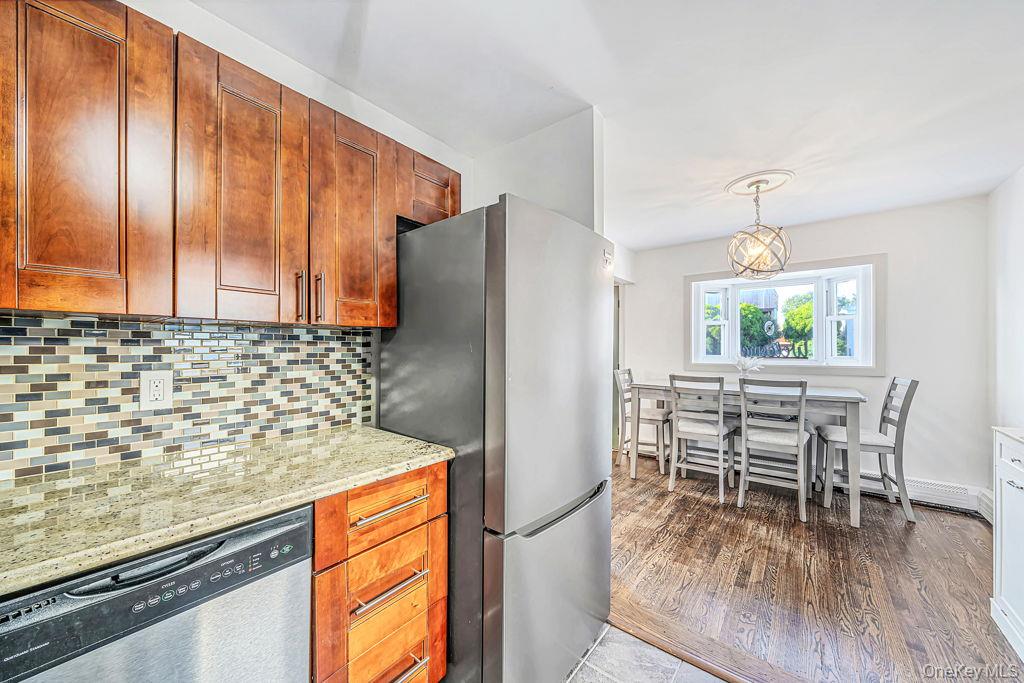 41 E Saltaire Road Property Photo 10