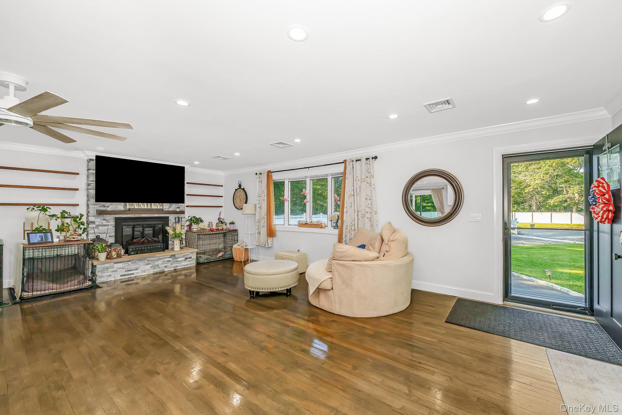 20 Danbury Avenue Property Photo 7