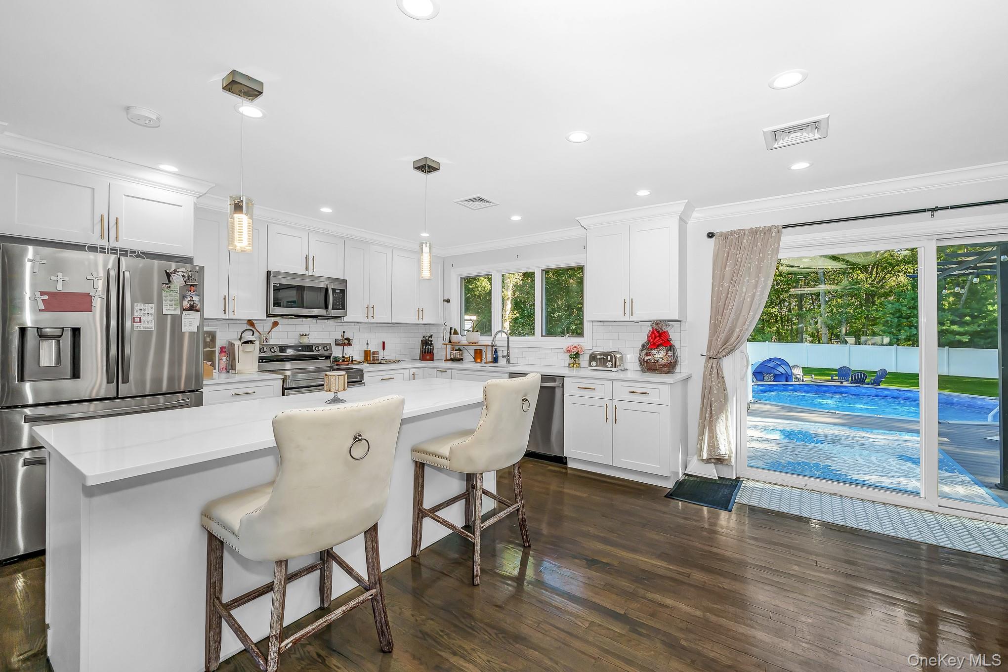 20 Danbury Avenue Property Photo 11