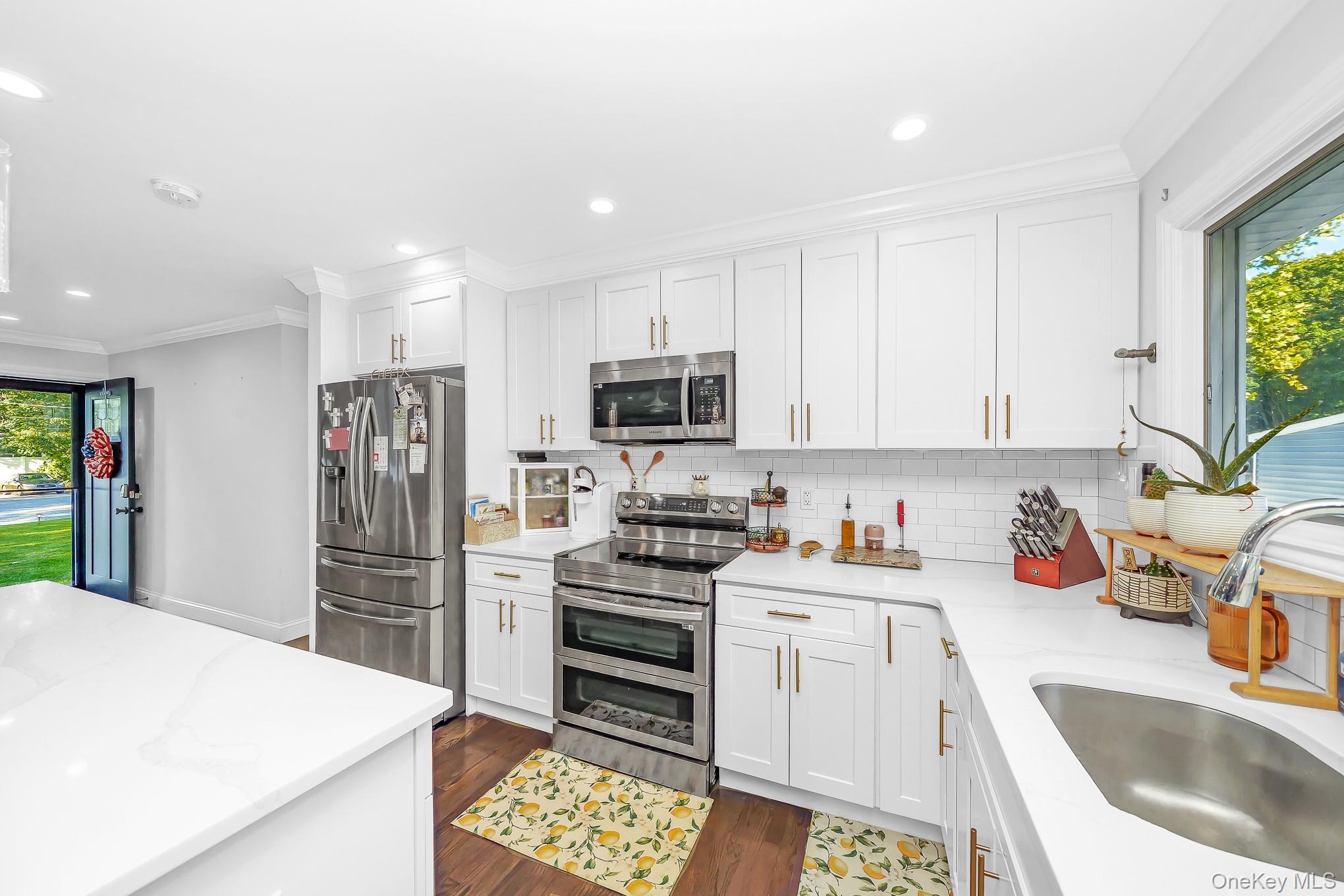 20 Danbury Avenue Property Photo 15