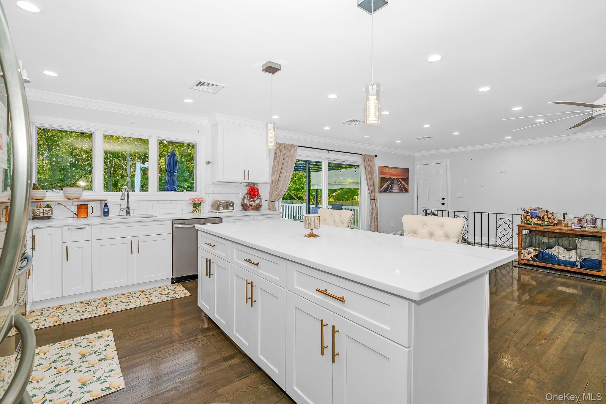 20 Danbury Avenue Property Photo 17