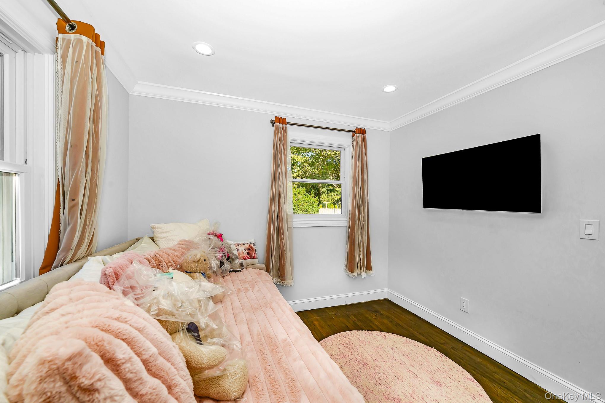 20 Danbury Avenue Property Photo 21