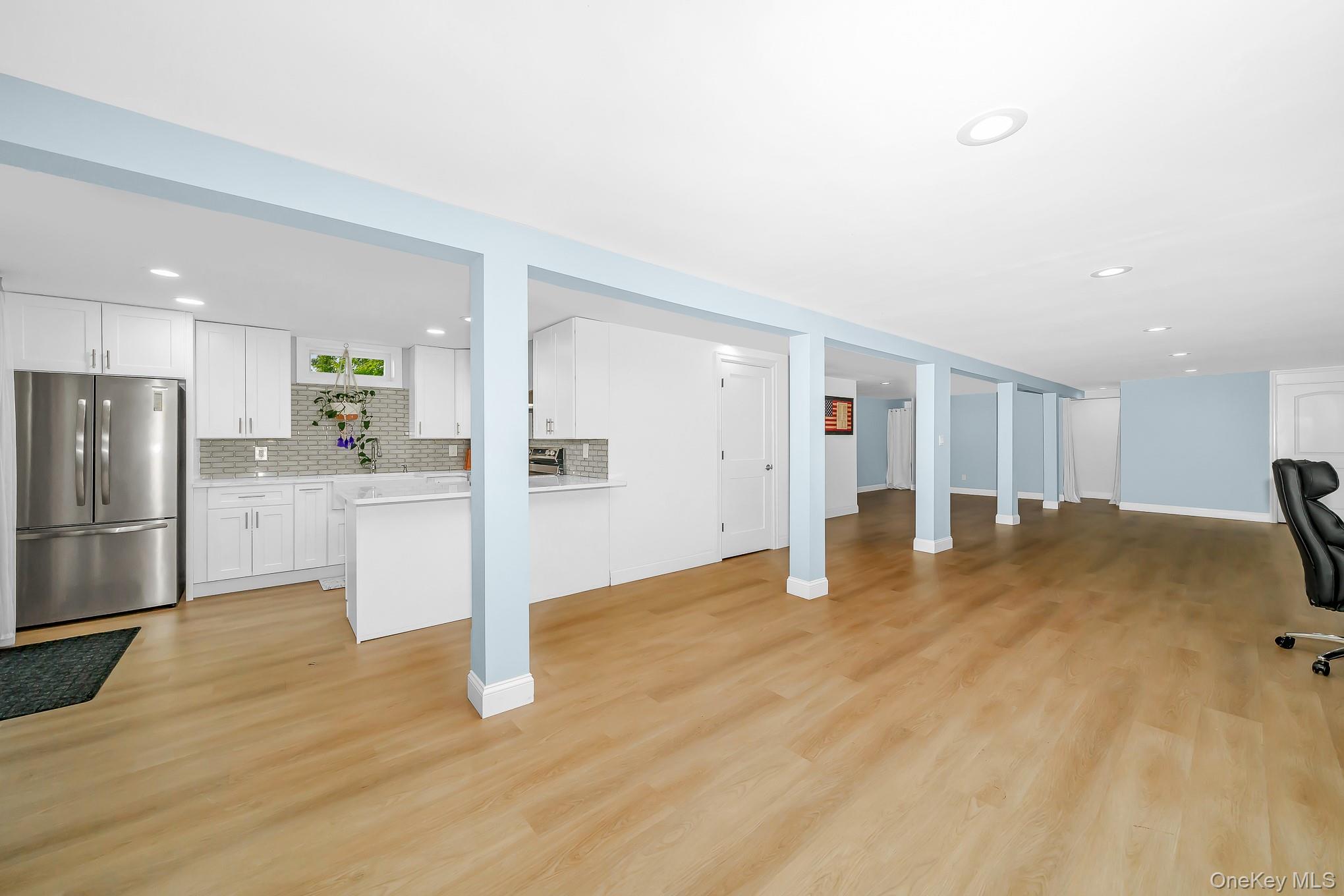 20 Danbury Avenue Property Photo 27