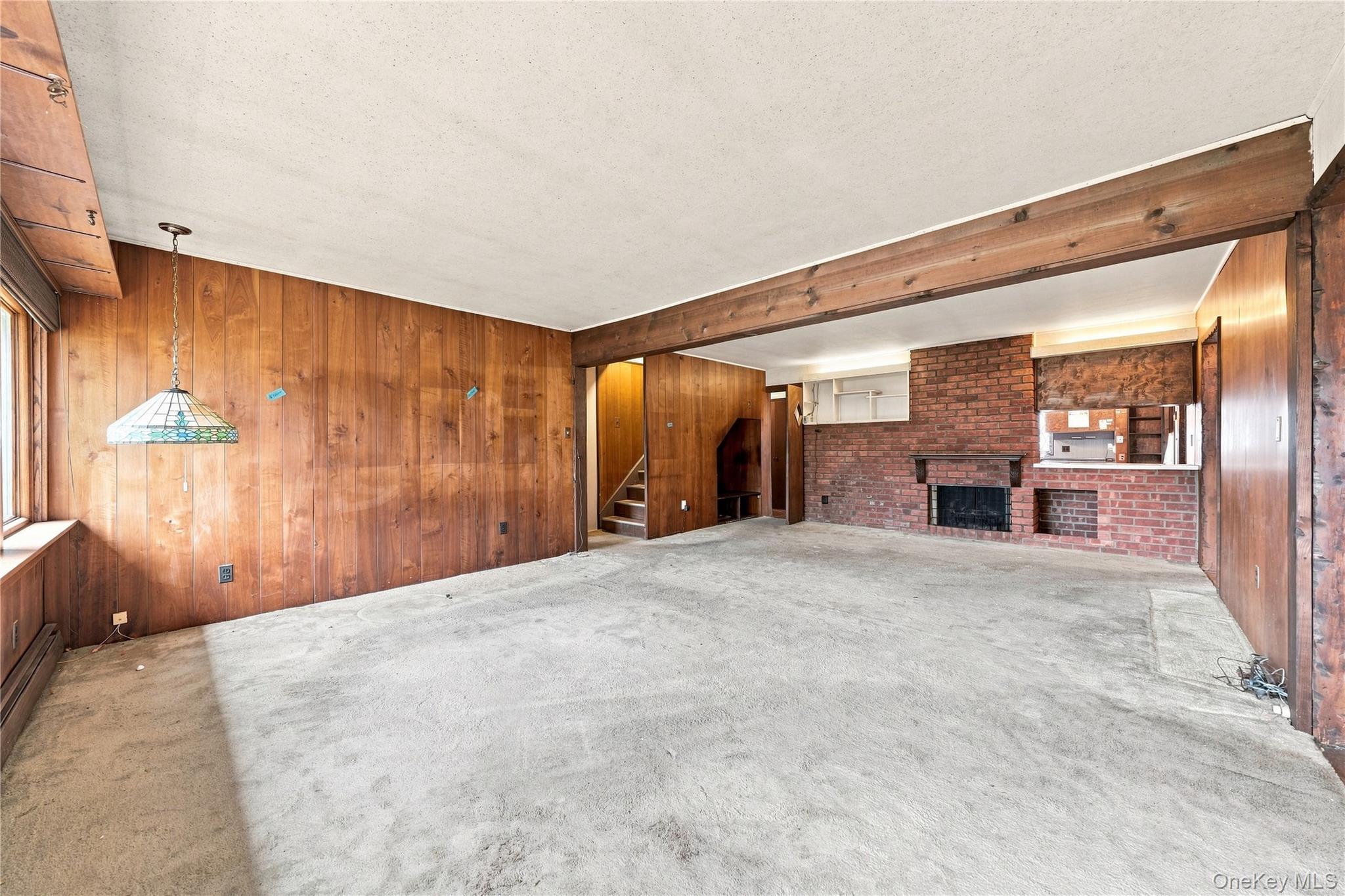 75 Weaving Lane Property Photo 8