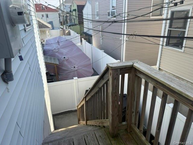 31 Vermont Street Property Photo 8