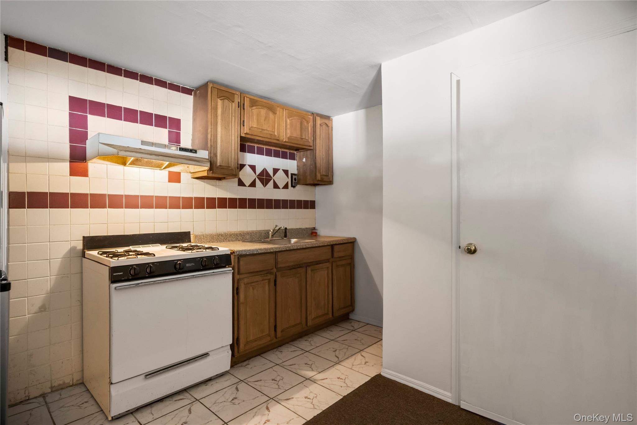 57 Sand Street Property Photo 28