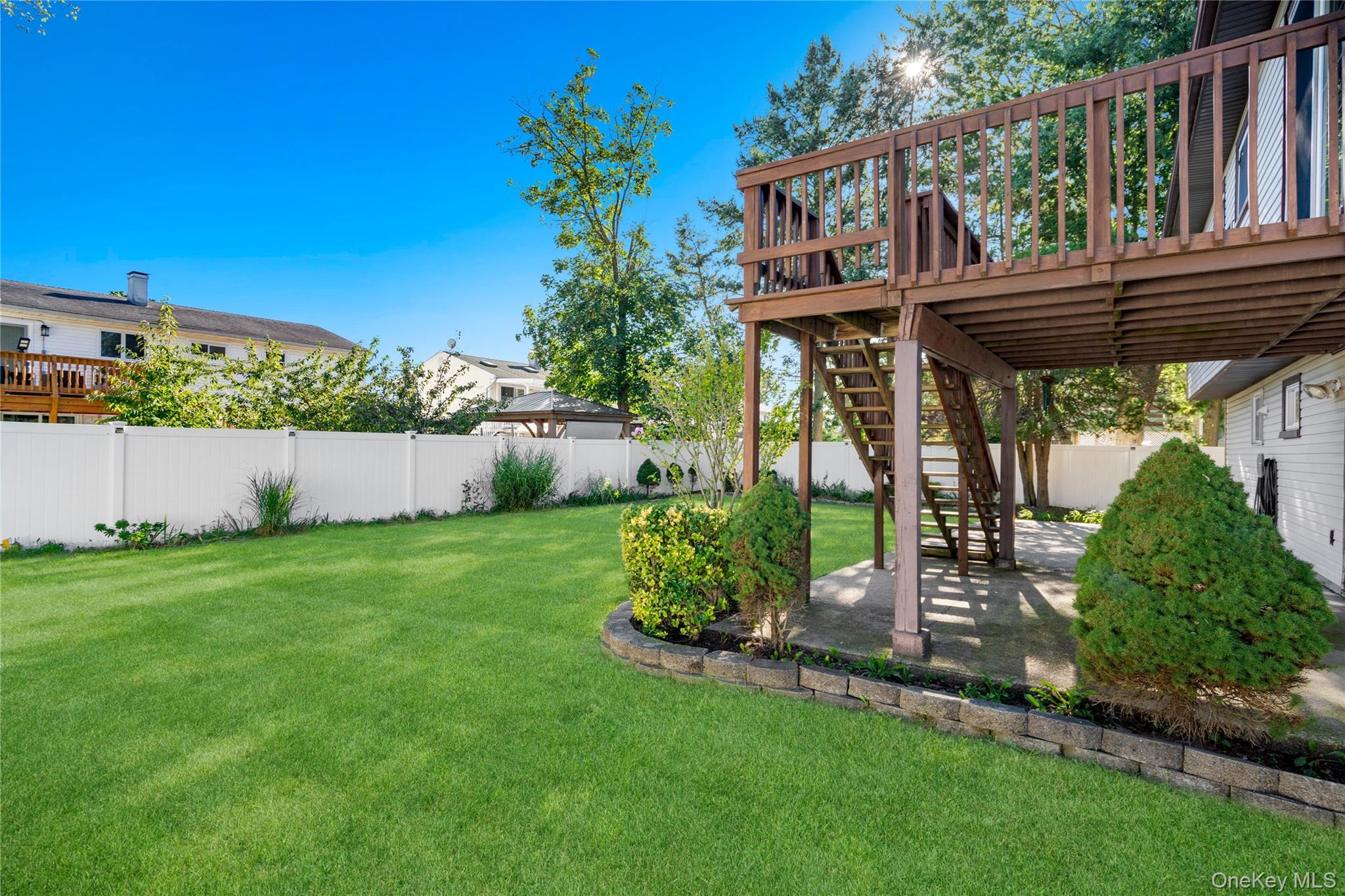 57 Sand Street Property Photo 39