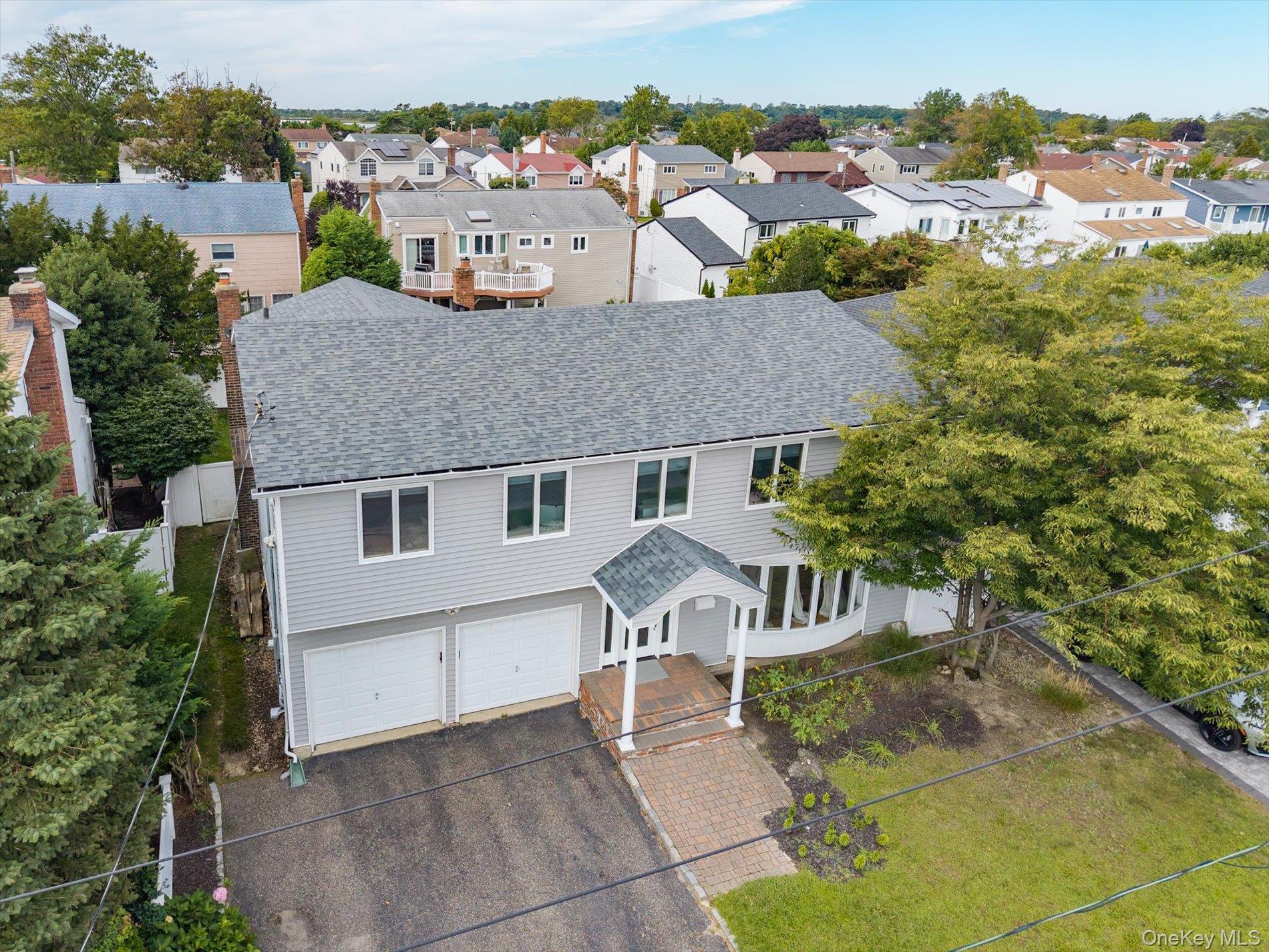 3060 Shore Drive Property Photo 3