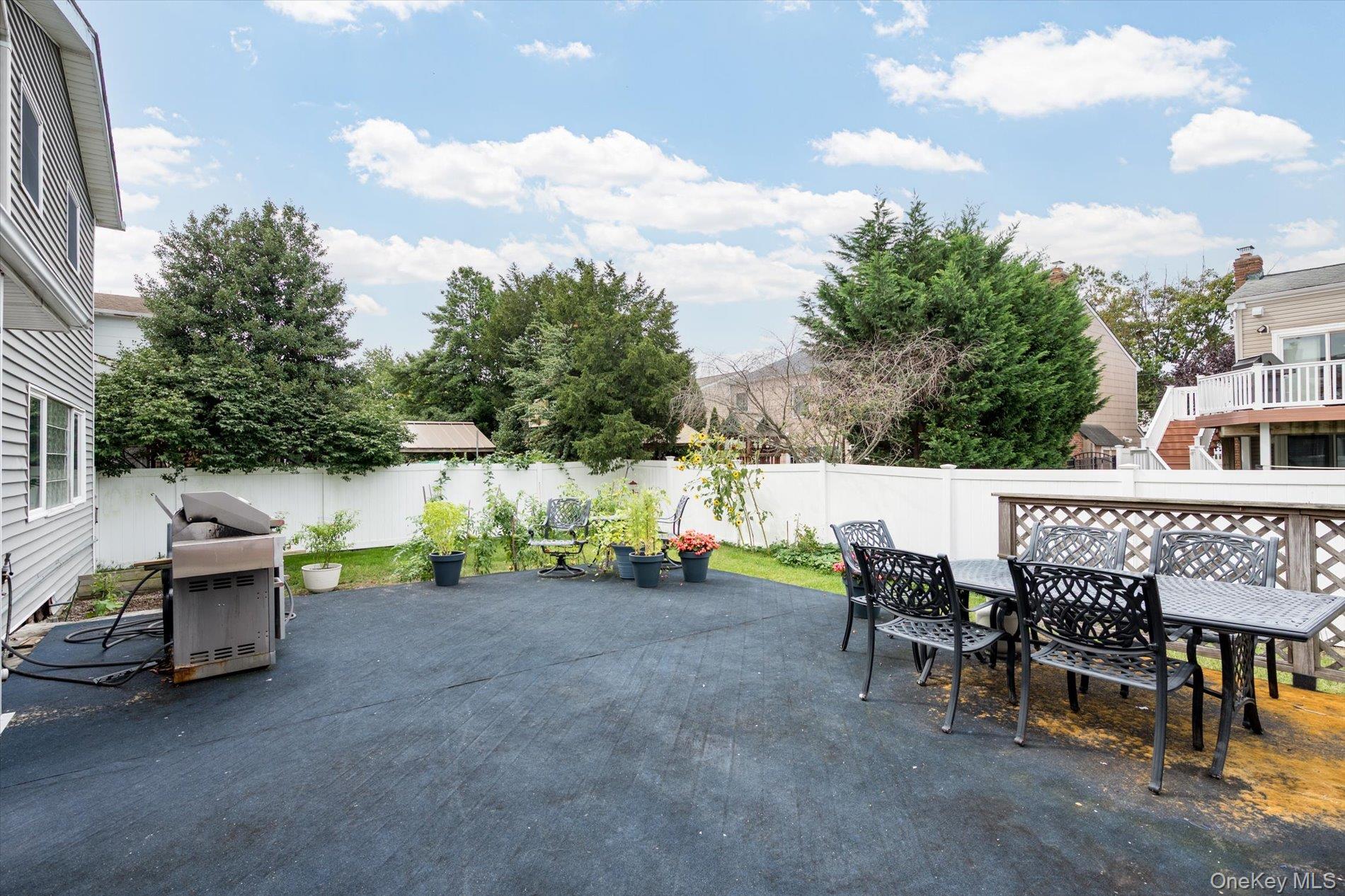3060 Shore Drive Property Photo 22