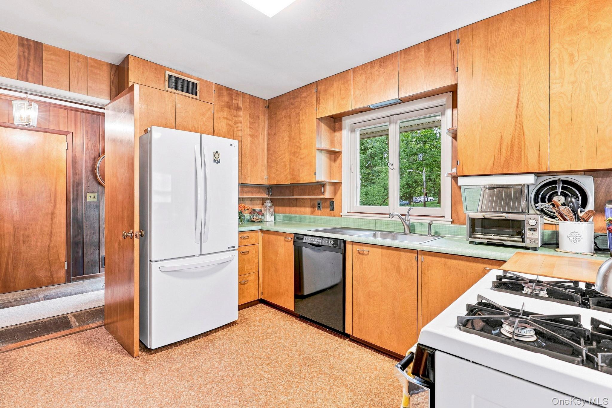 21 Seely Place Property Photo 16