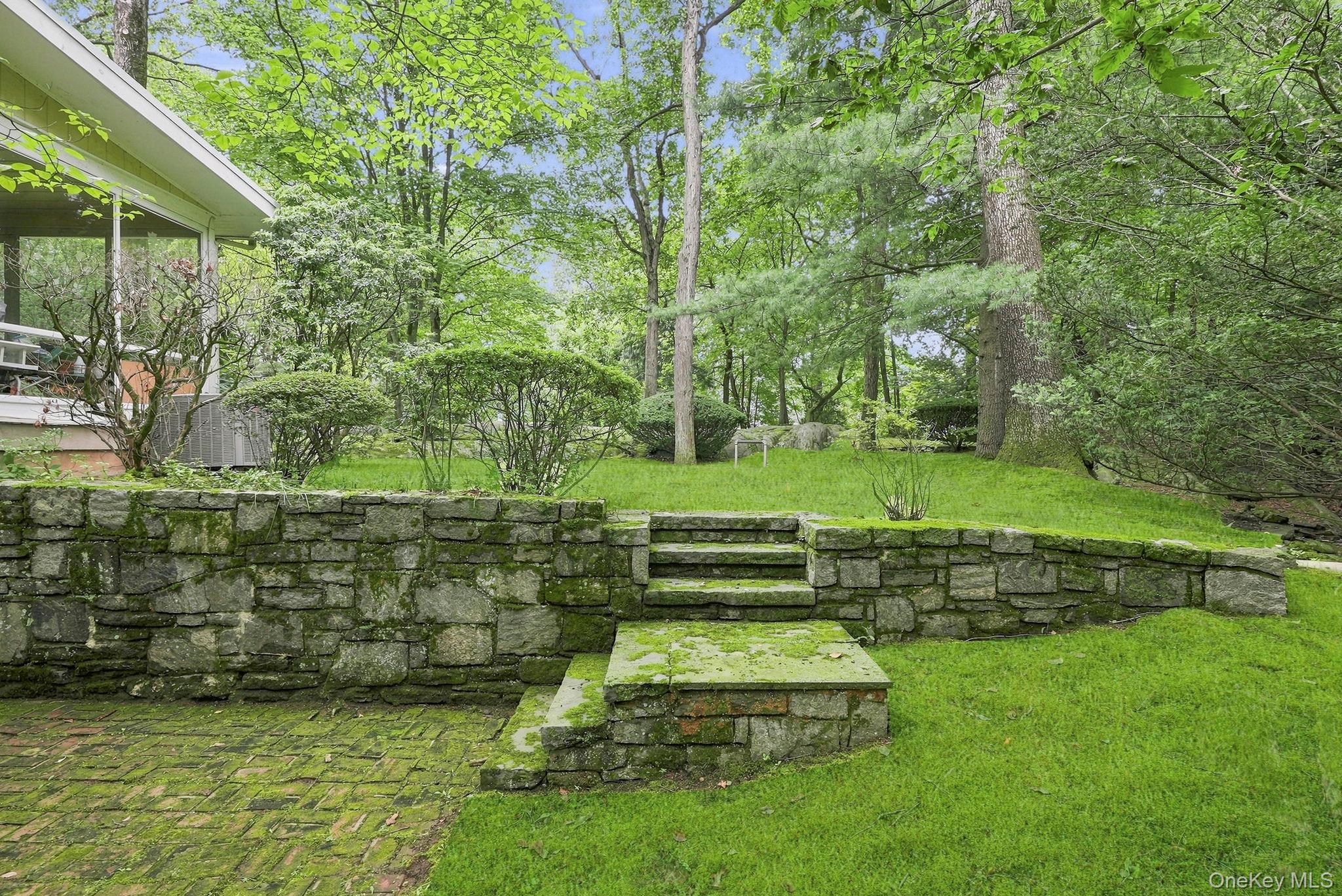21 Seely Place Property Photo 33