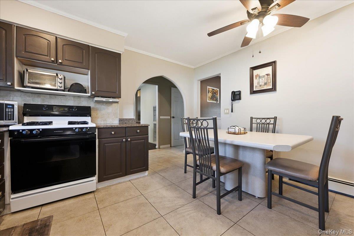 2872 Bayview Avenue Property Photo 10