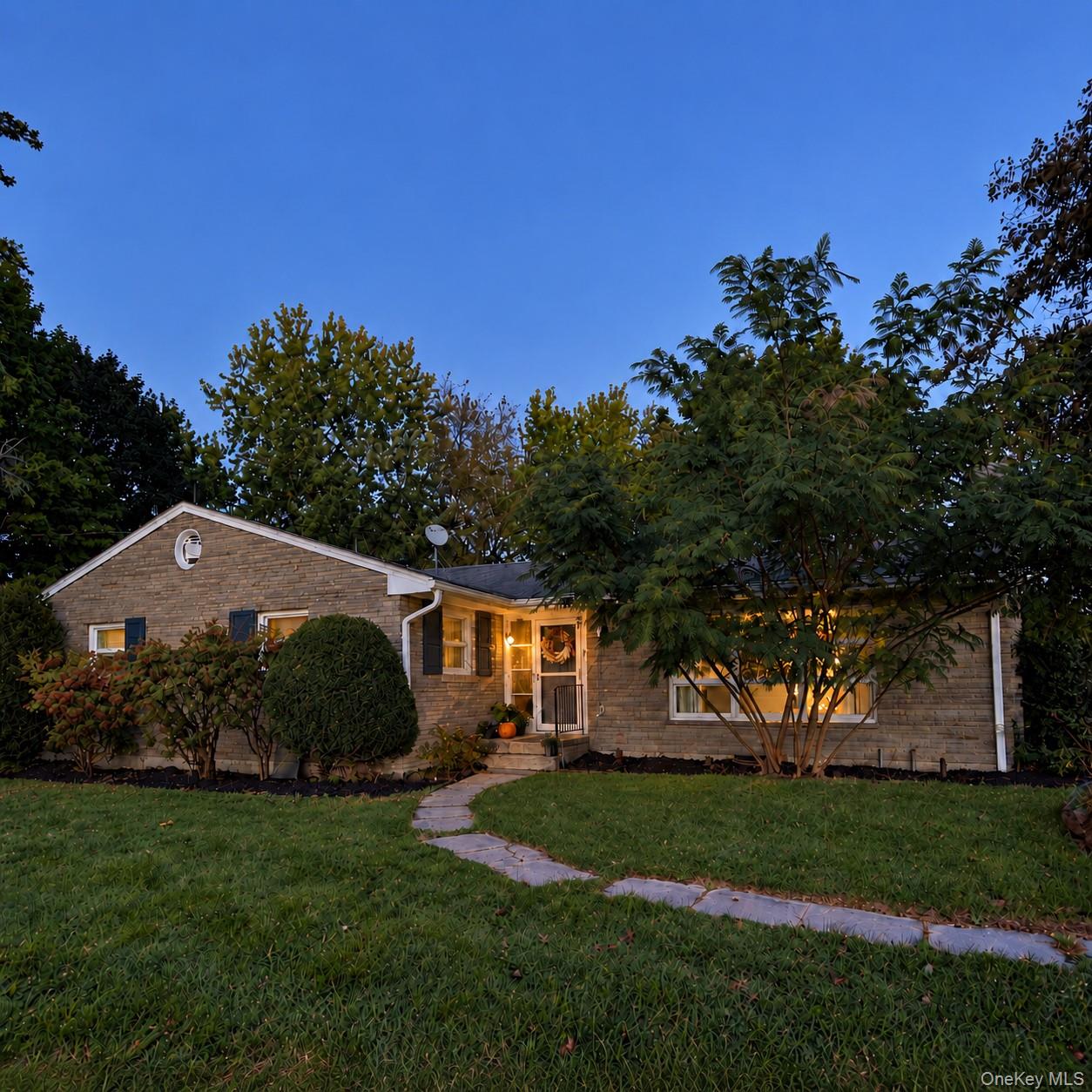 6 Hope Lane Property Photo 1