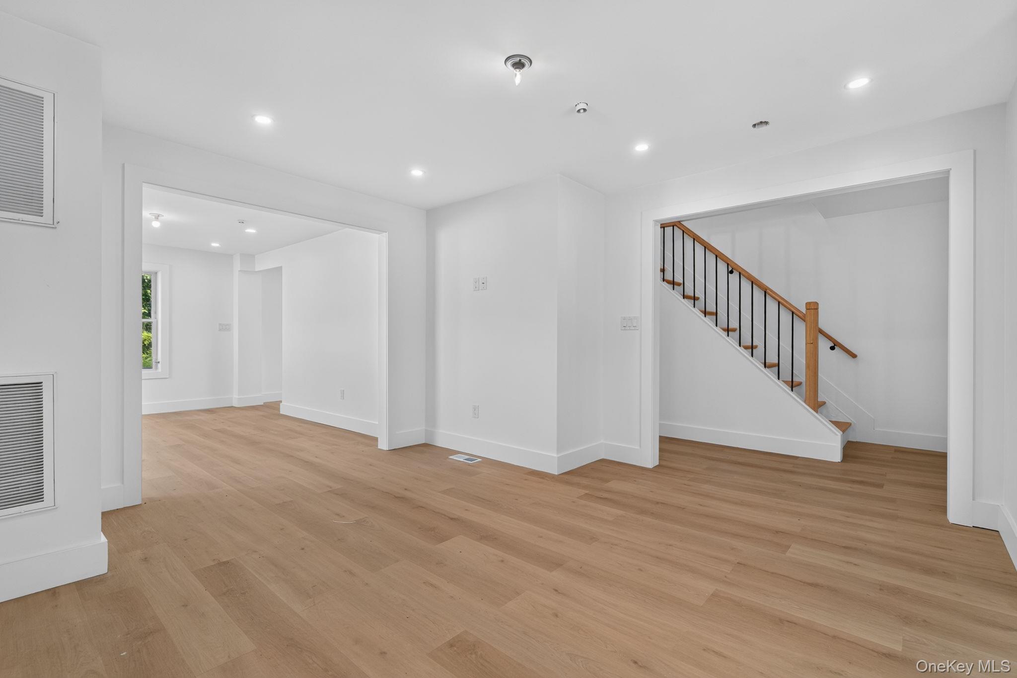 76 Poplar Street Property Photo 7