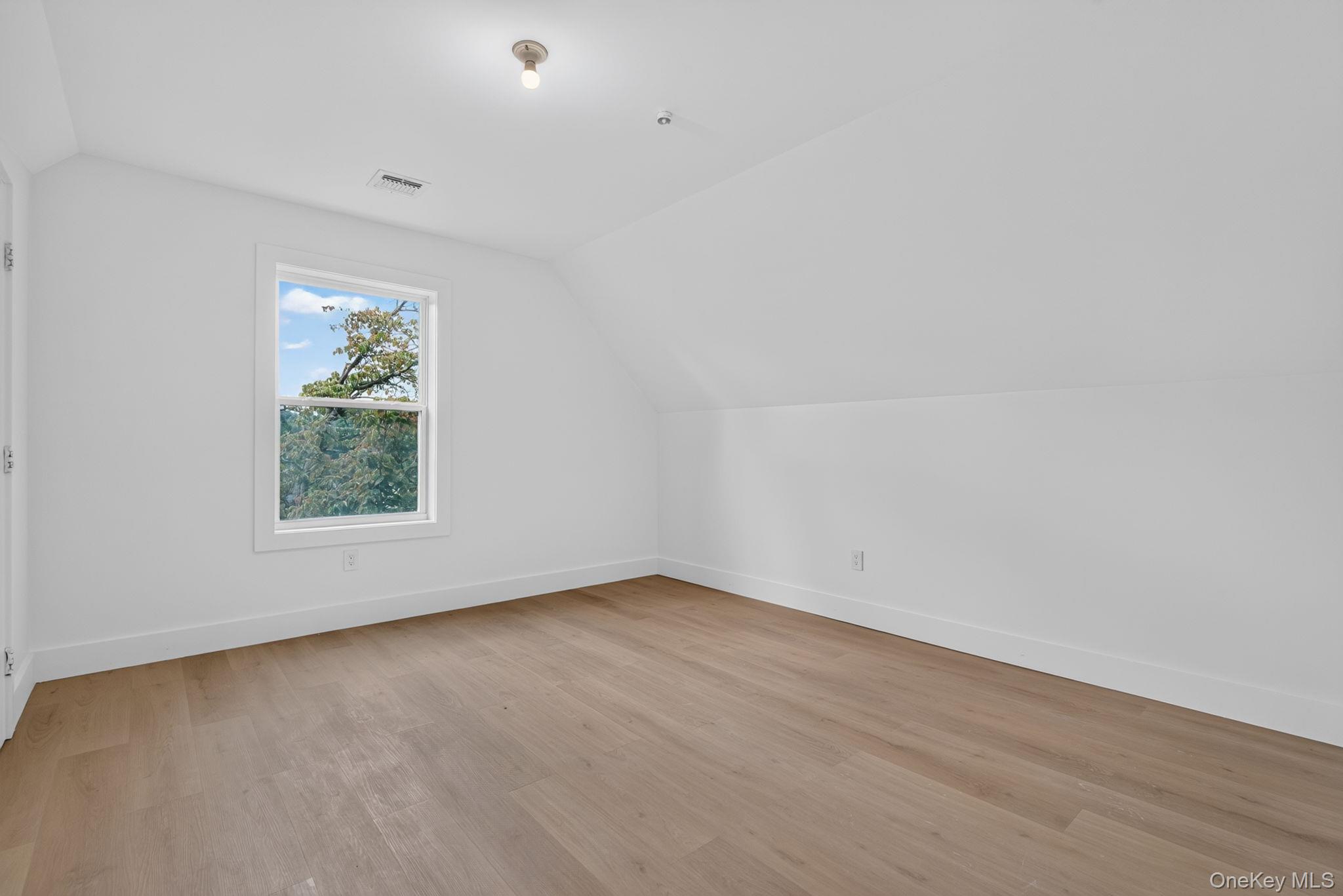 76 Poplar Street Property Photo 31