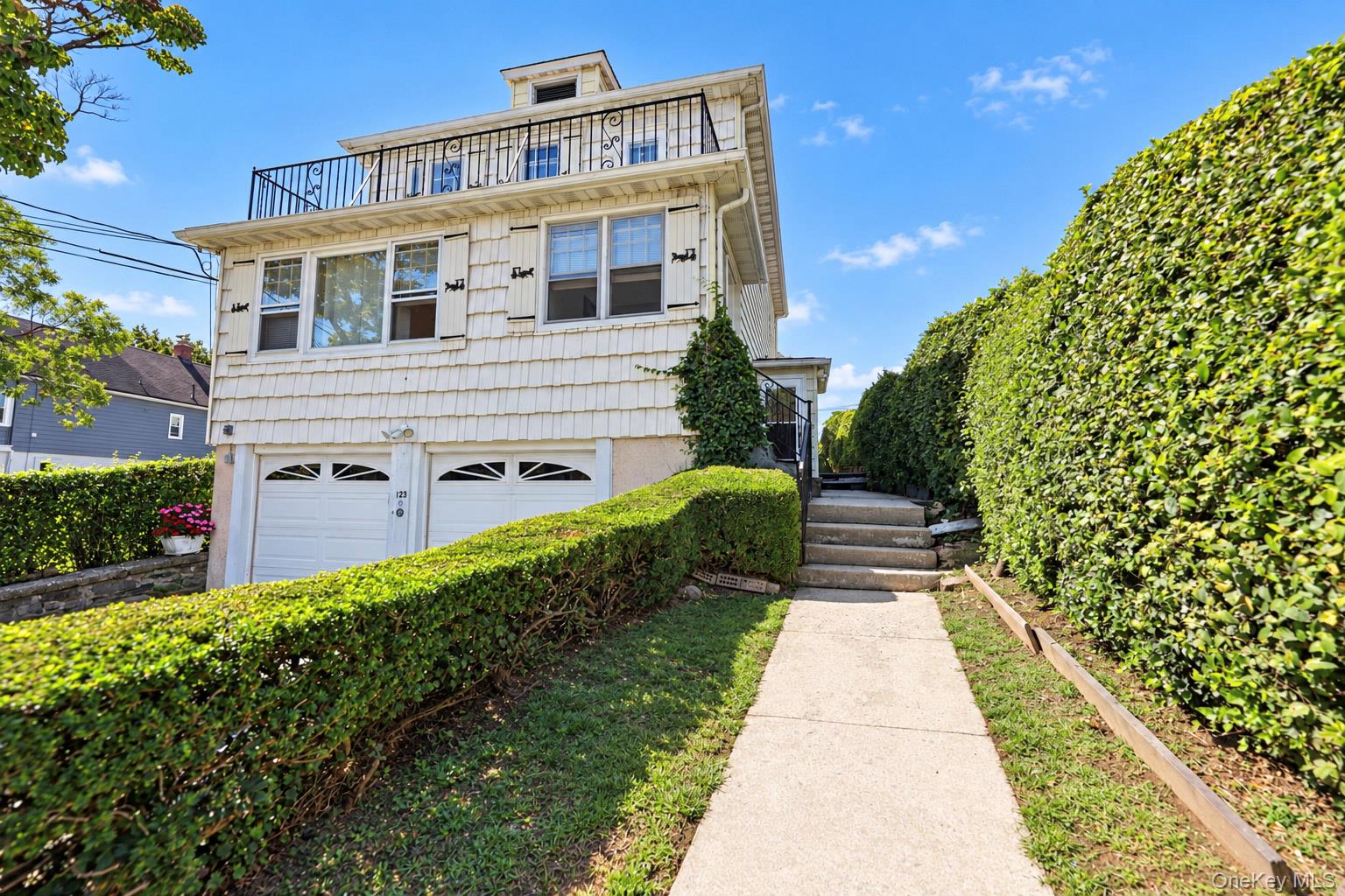 123 Wallace Street Property Photo 2
