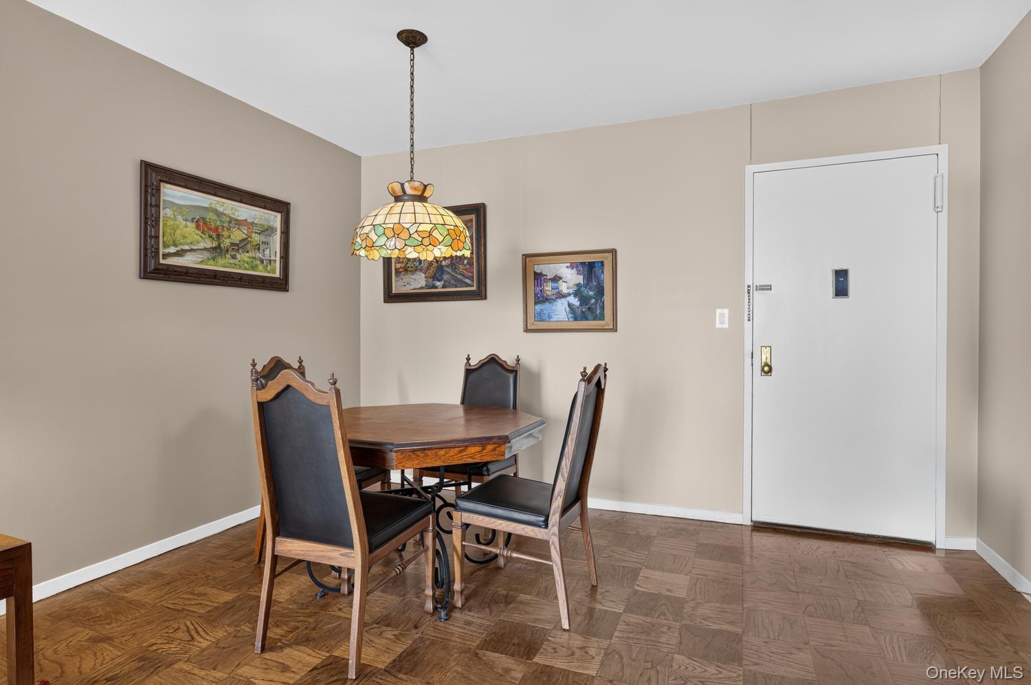 27110 Grand Central Parkway 29s Property Photo 6