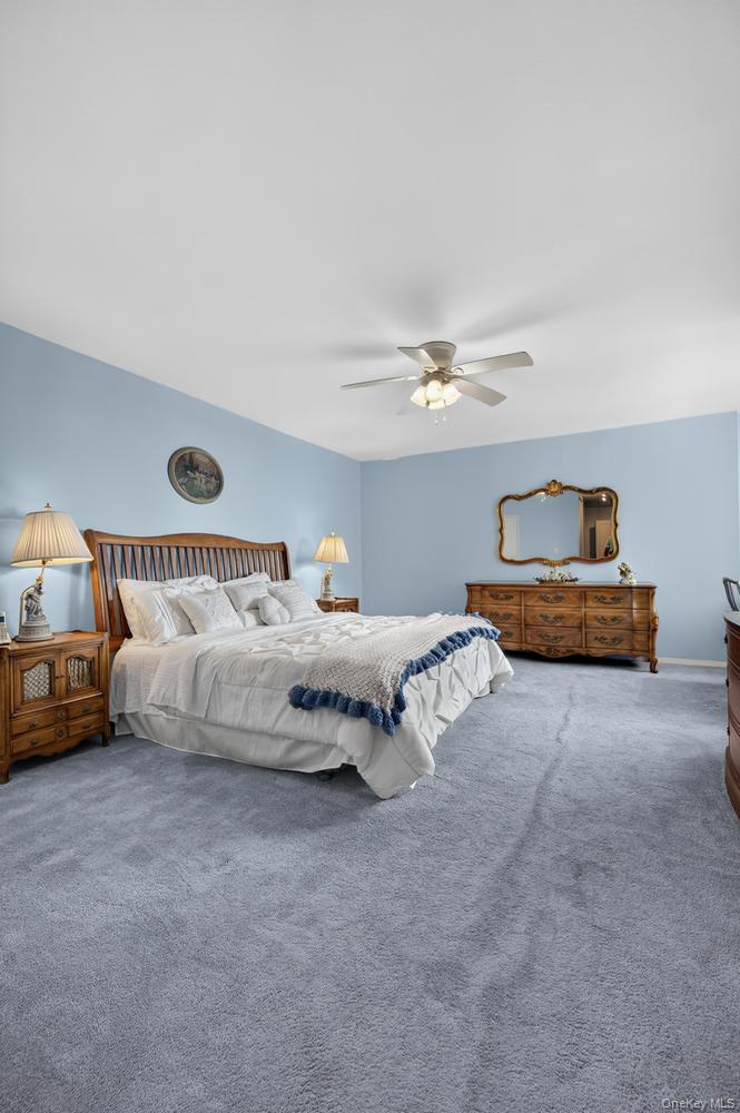 27110 Grand Central Parkway 29s Property Photo 15