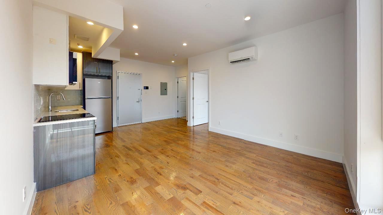 138-28 Queens Boulevard 2c Property Photo 2