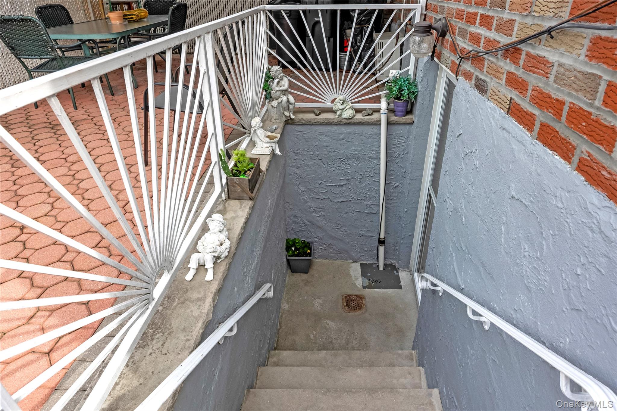 13740 Lafayette Street Property Photo 16