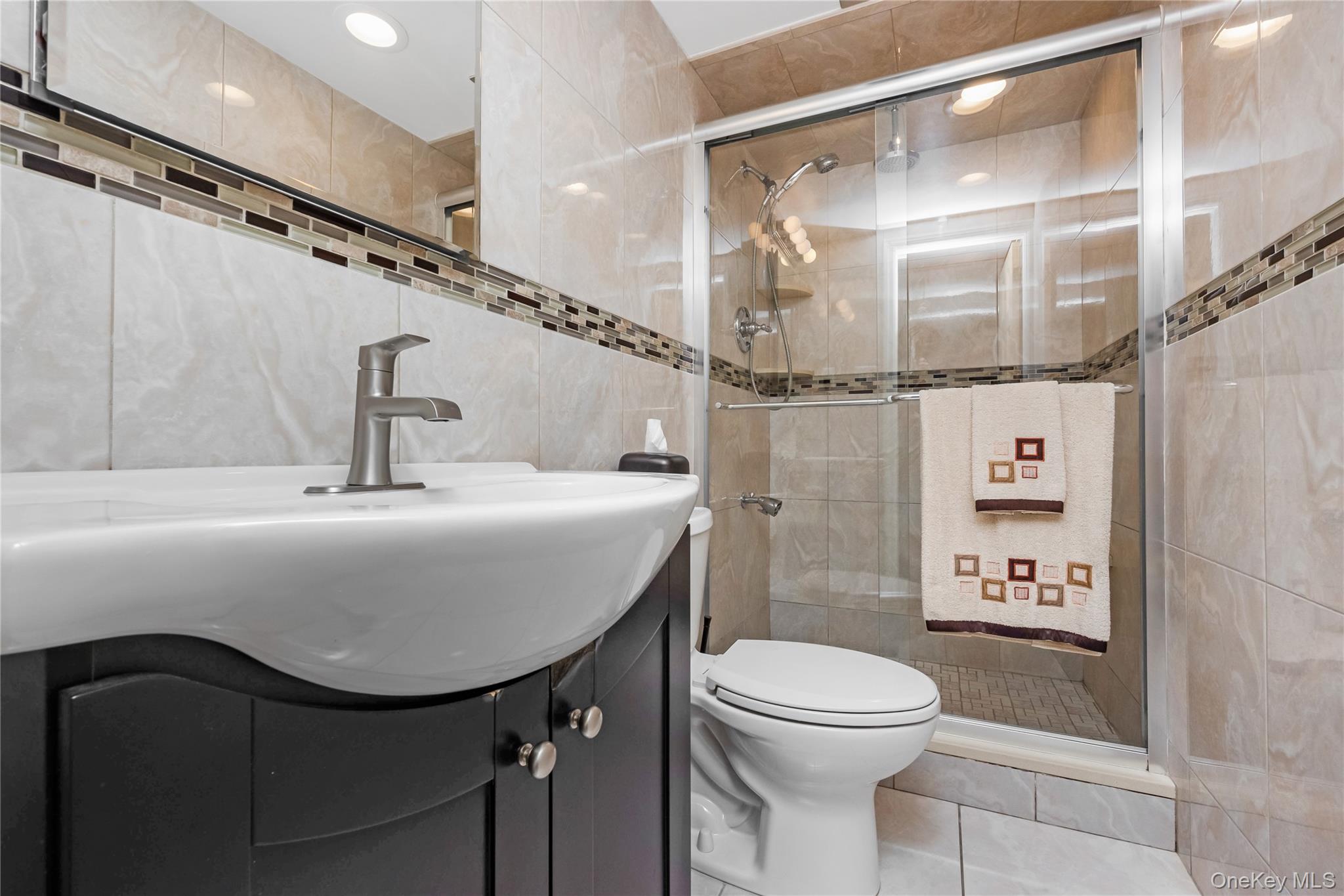 13740 Lafayette Street Property Photo 21