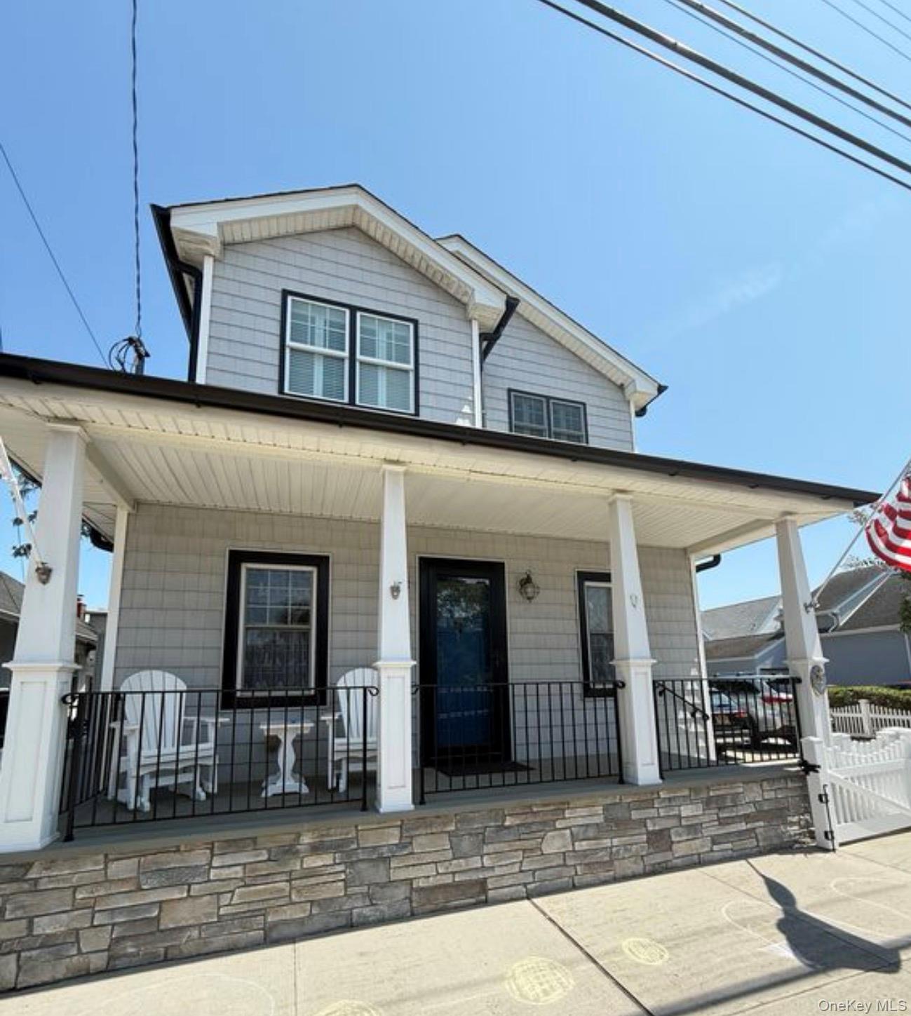 92 Hewlett Avenue Property Photo 1
