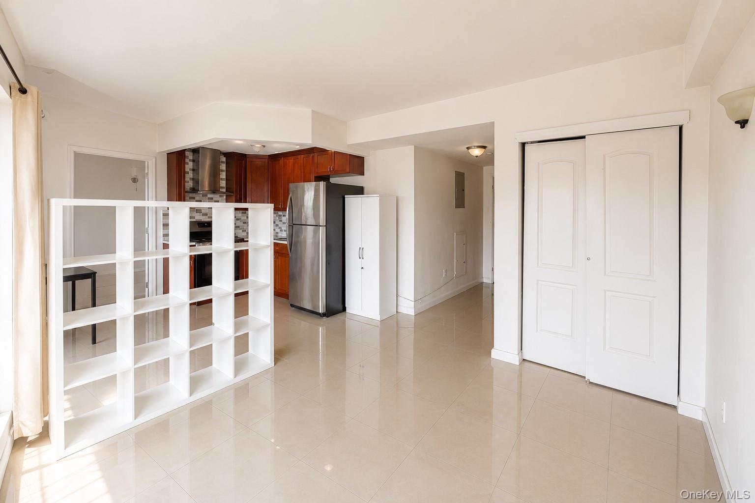 7166 Parsons Boulevard 6c Property Photo 4