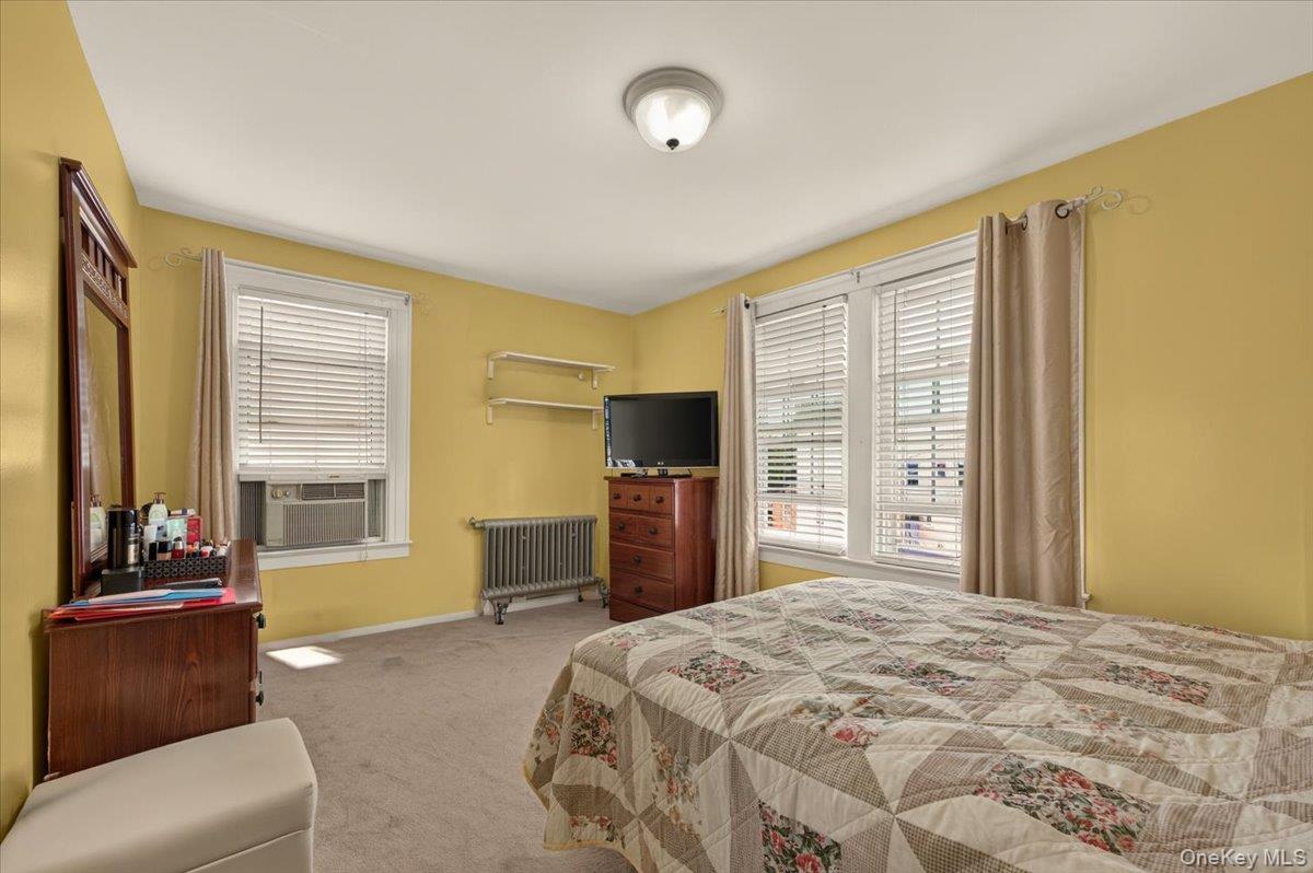 108-10 107th Avenue Property Photo 11