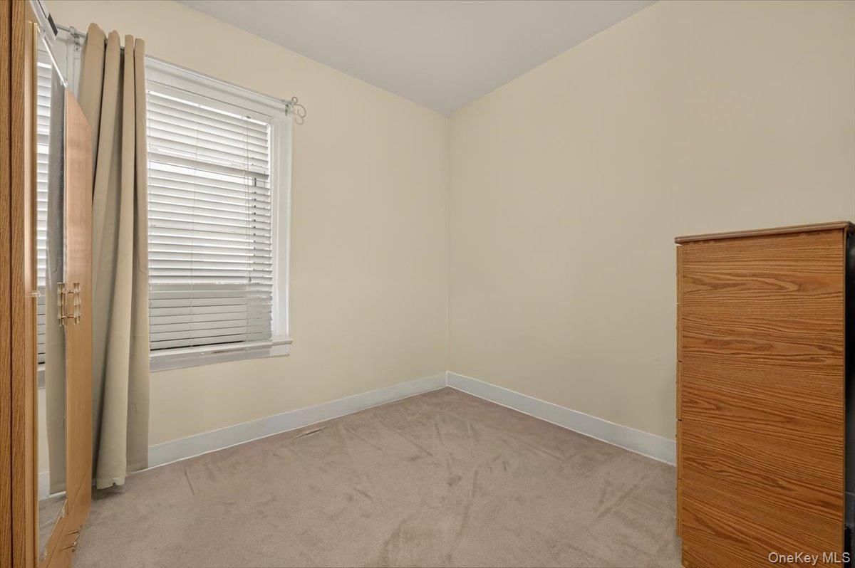 108-10 107th Avenue Property Photo 13