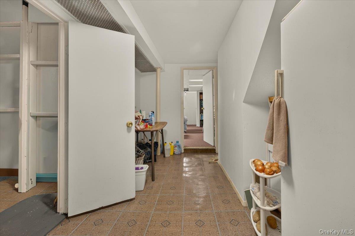 108-10 107th Avenue Property Photo 20