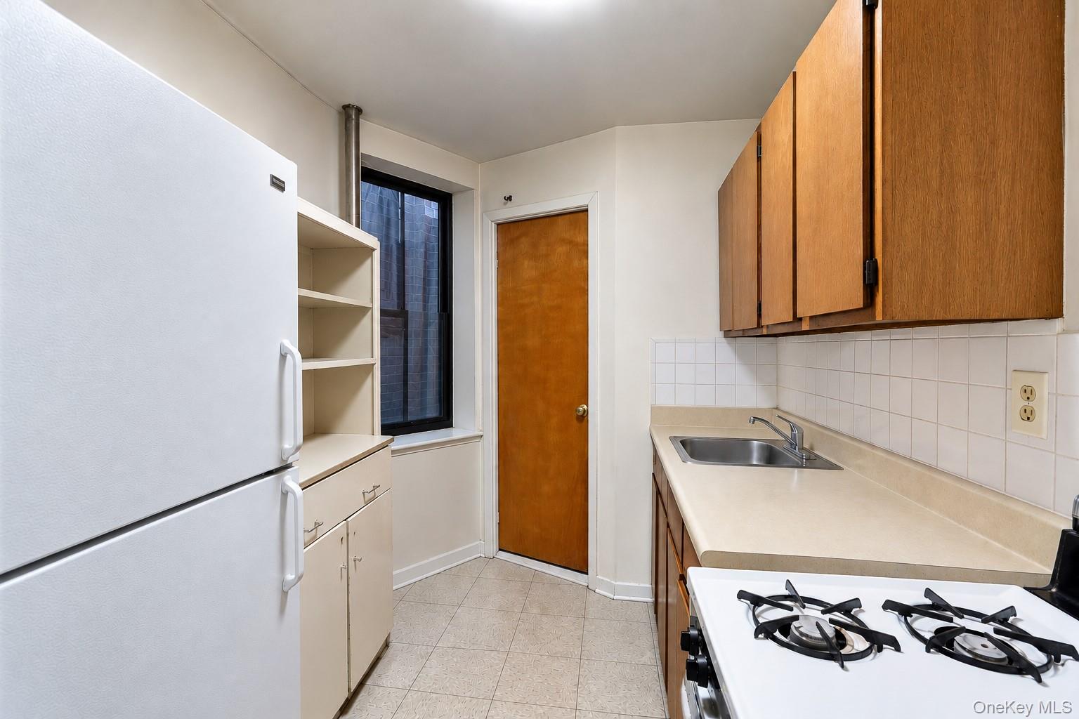 153 West 106th Street 3b Property Photo 3