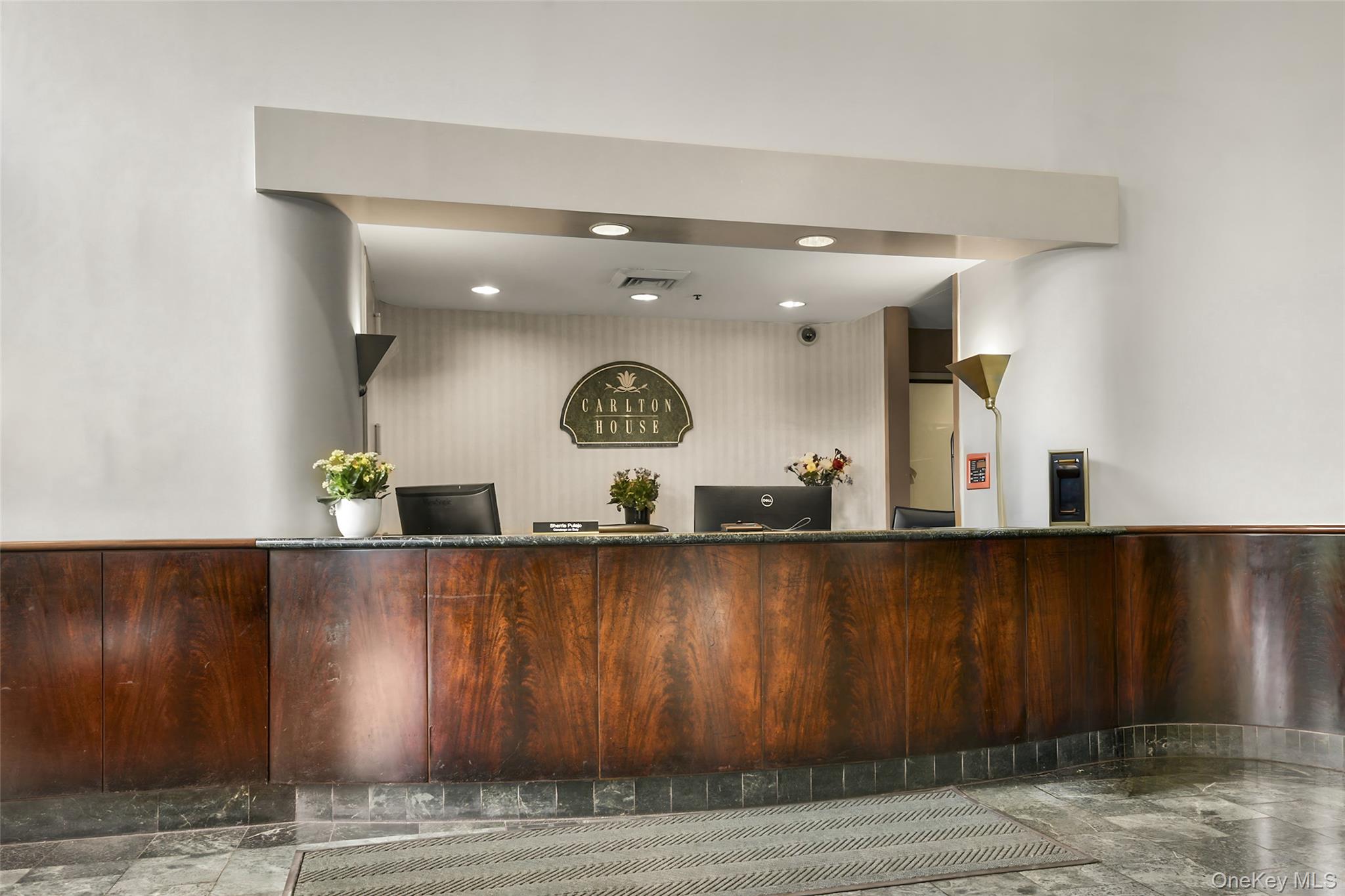 35 N Chatsworth Avenue 6c Property Photo 4