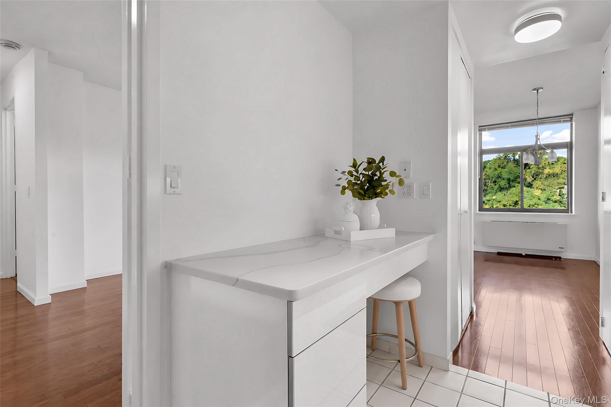 35 N Chatsworth Avenue 6c Property Photo 16