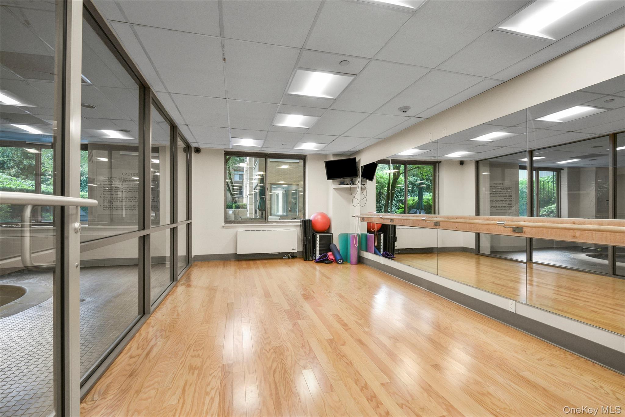 35 N Chatsworth Avenue 6c Property Photo 25