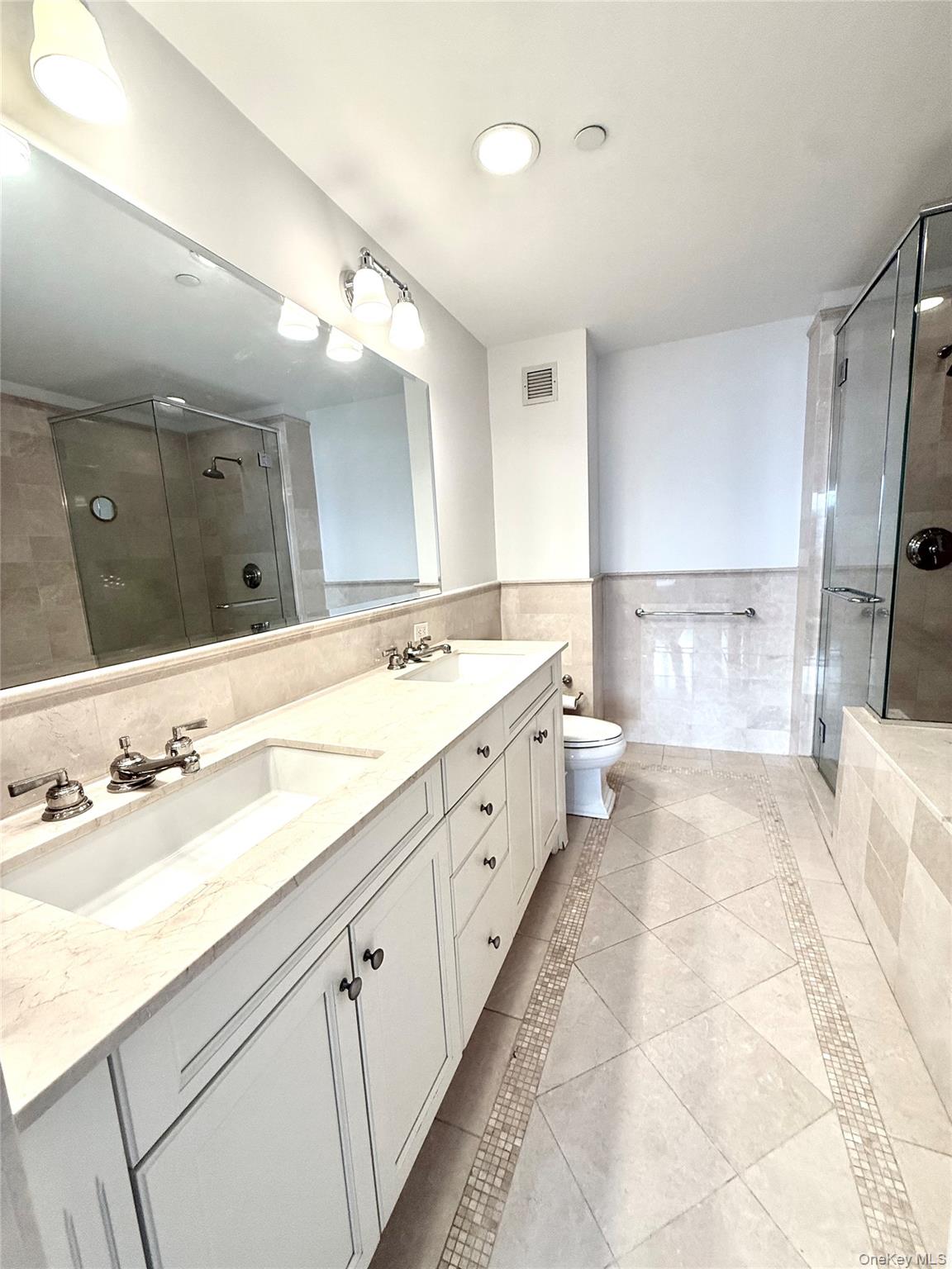 10 City Place 9g Property Photo 12