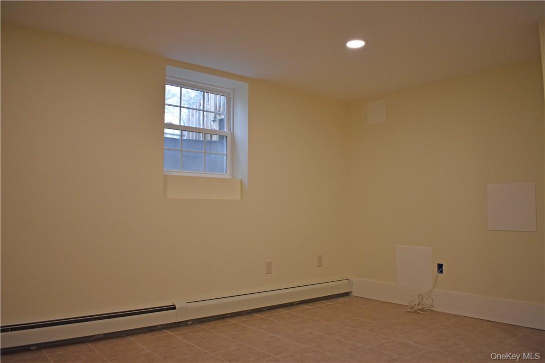 33 E Vacation Property Photo 8
