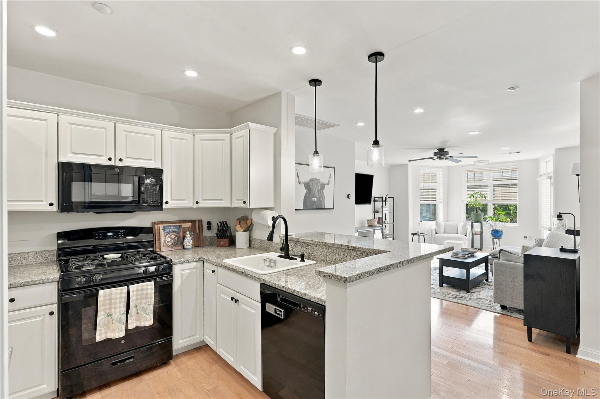 3102 Leeward Drive Property Photo 6
